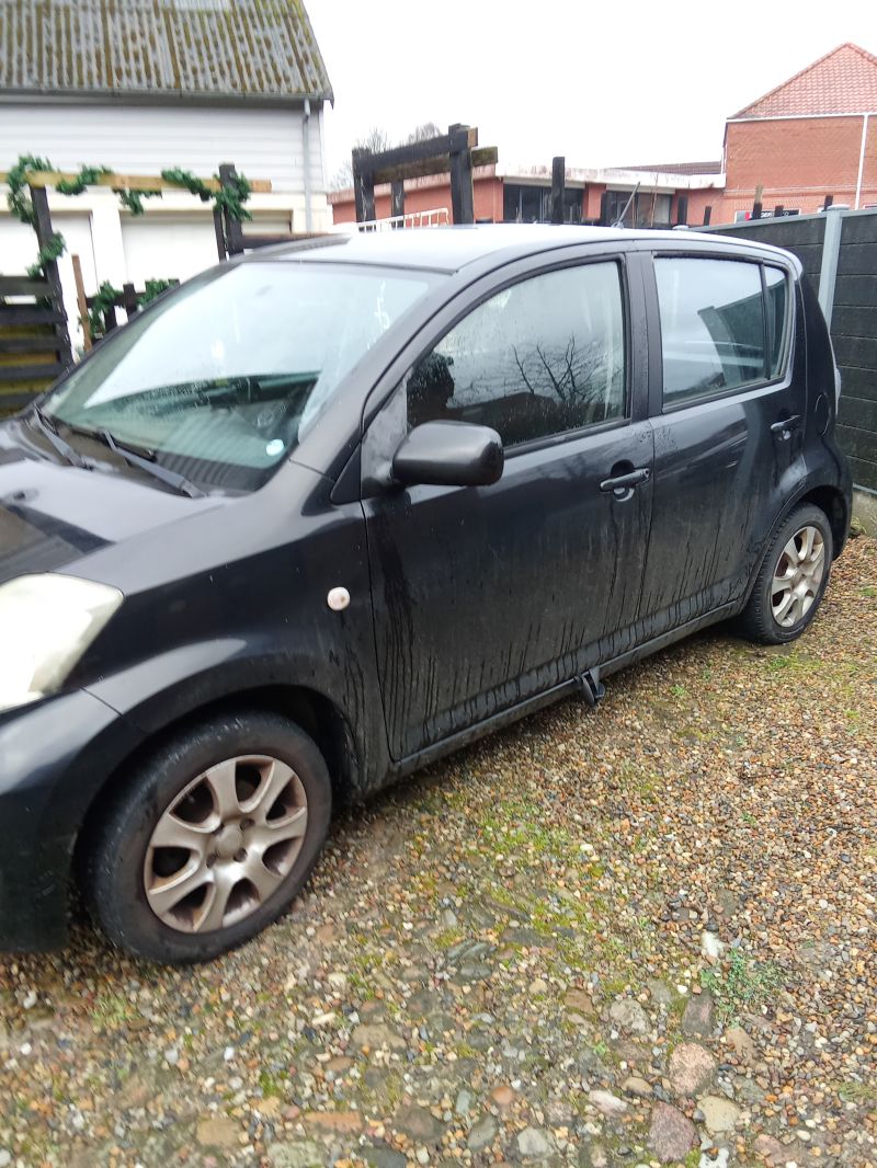 DAIHATSU, SIRION, 1,0 Skrotbil skrotpræmie