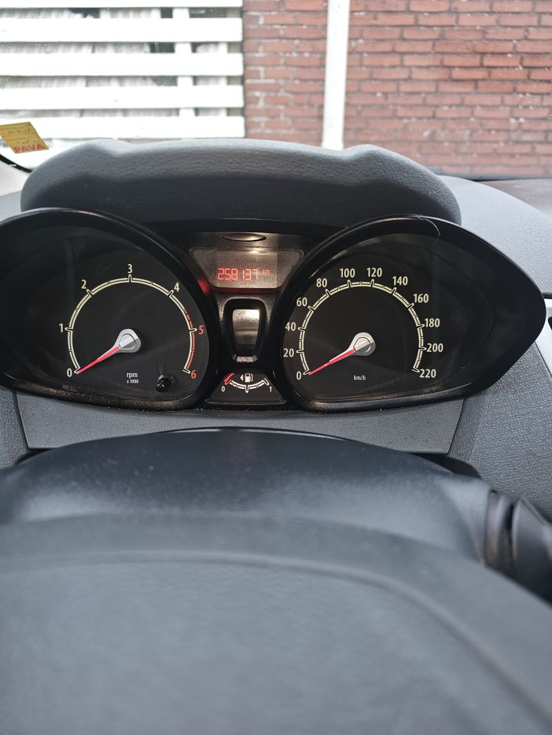 FORD, FIESTA 5 DØRS, 1,6 TDCI ECONETIC Skrotbil skrotpræmie