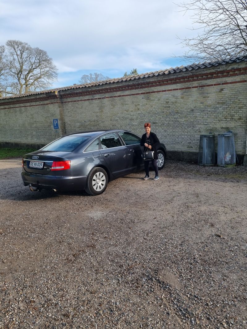 Audi A6  2.4 V6 AUT. Skrotbil skrotpræmie