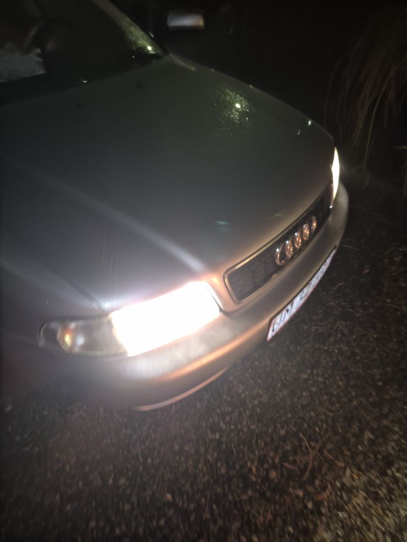 AUDI, A4 B5 1,6 benzin 101 hestes Skrotbil skrotpræmie