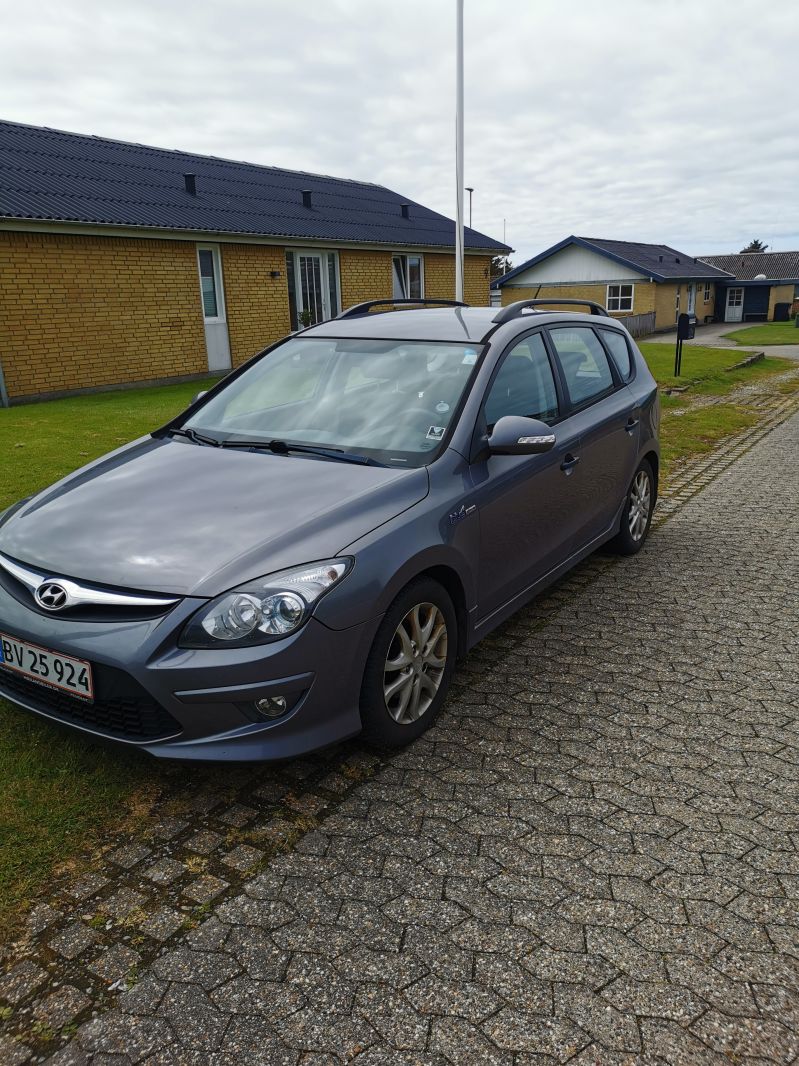 HYUNDAI, I30CW, 1,6 CRDI 90 FL Skrotbil skrotpræmie
