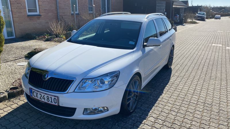 SKODA, OCTAVIA COMBI, 2.0 TDI 140 HK Stationcar Skrotbil skrotpræmie