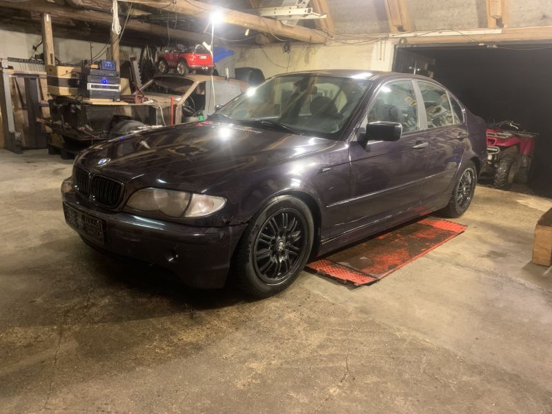 BMW, 3`ER SEDAN, 320 I Skrotbil skrotpræmie