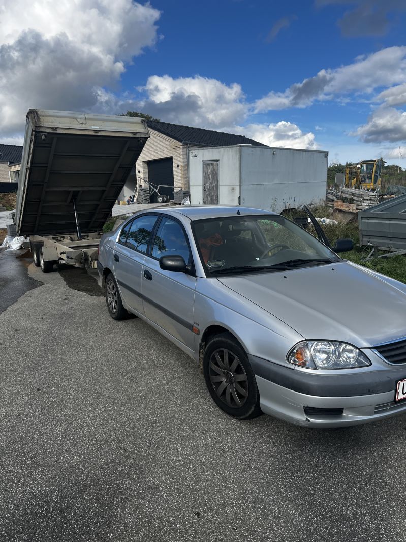 TOYOTA, AVENSIS, 1,8 SD MAN. Skrotbil skrotpræmie