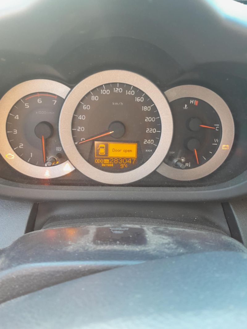 TOYOTA, RAV4, 2,2 D-4D DPF VAN Skrotbil skrotpræmie