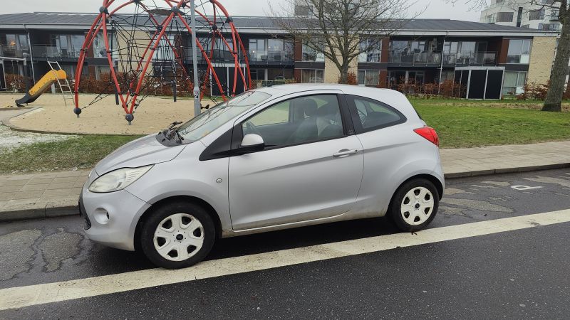 FORD, KA, 1.2 (69HK) Hatchback, 3 dørs Forhjulstræk Manuel Skrotbil skrotpræmie
