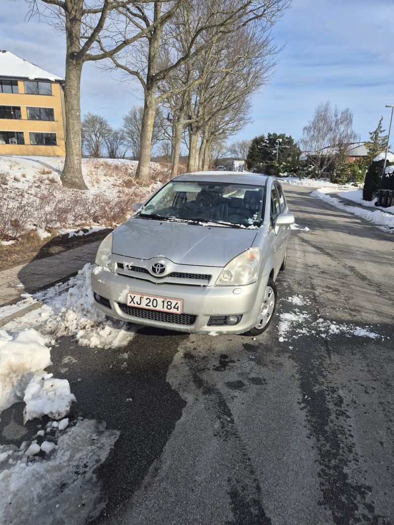 TOYOTA, COROLLA VERSO, 1,6 Skrotbil skrotpræmie