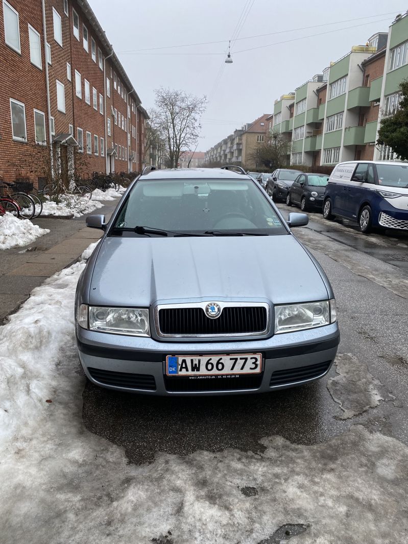 SKODA, OCTAVIA, 1,6 COMBI Skrotbil skrotpræmie