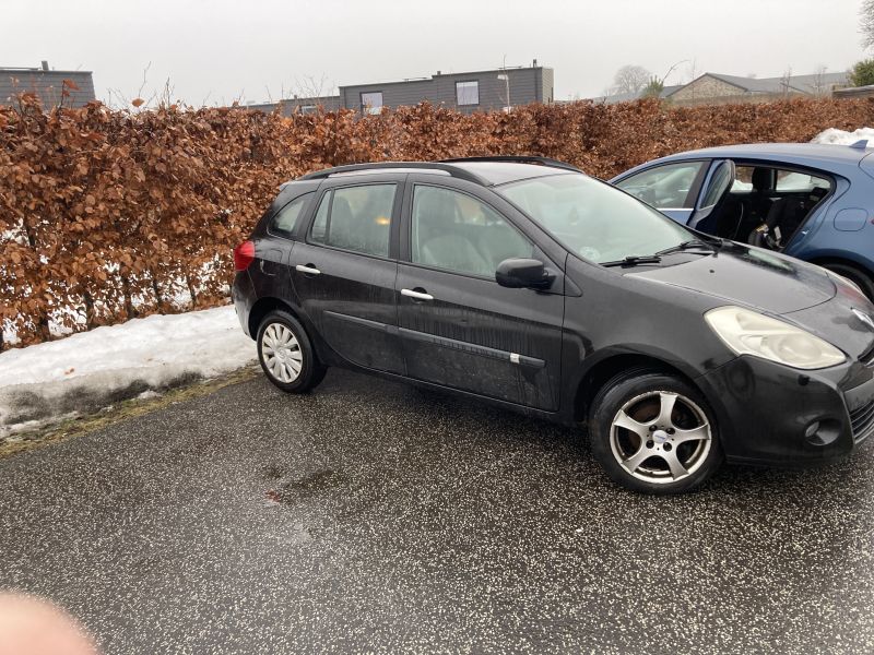 RENAULT, CLIO SPORT TOURER, 1,2 16V 75 Skrotbil skrotpræmie