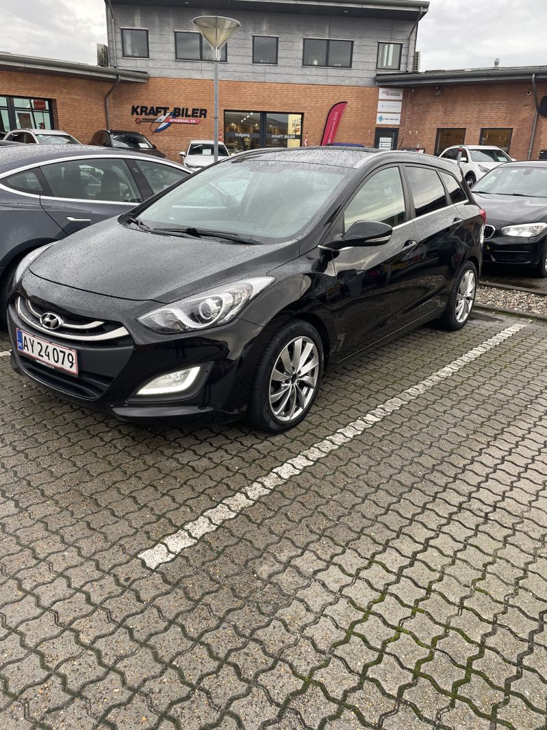 HYUNDAI, I30CW, 1.6 CRDi 5 dørs Stationcar AT Skrotbil skrotpræmie