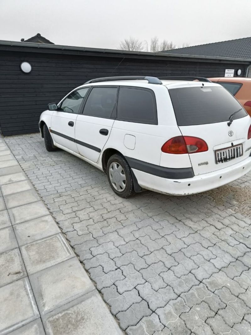 TOYOTA, AVENSIS, 1,8 STW MAN. Skrotbil skrotpræmie