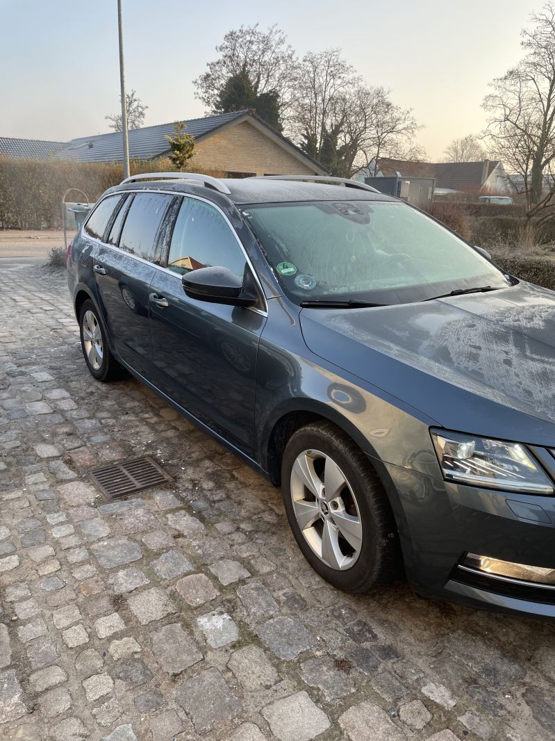 SKODA, OCTAVIA COMBI, 1,6 TDi Aut Skrotbil skrotpræmie