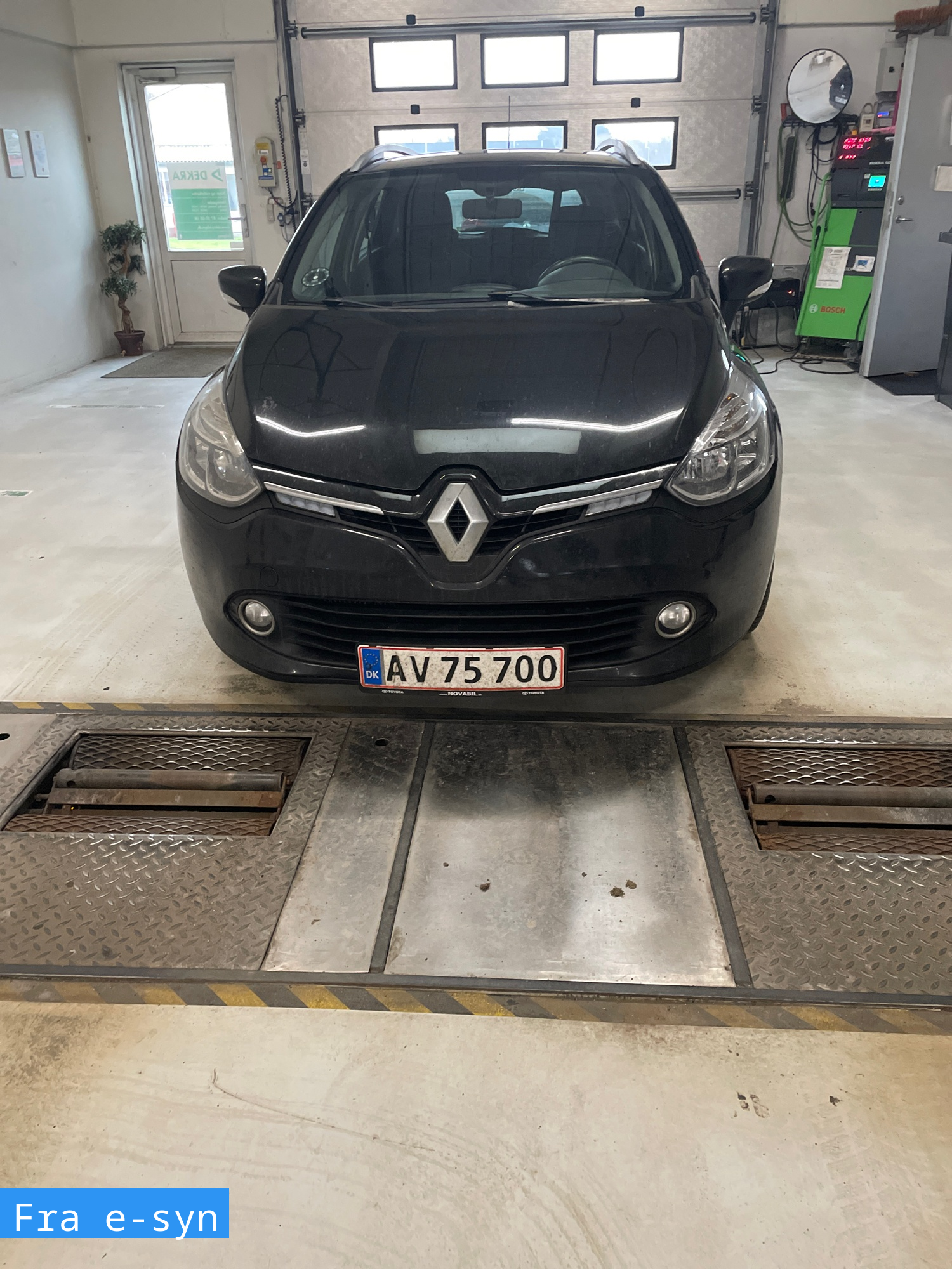 RENAULT, Ny Clio, dCi 75 Sport Tourer Skrotbil skrotpræmie