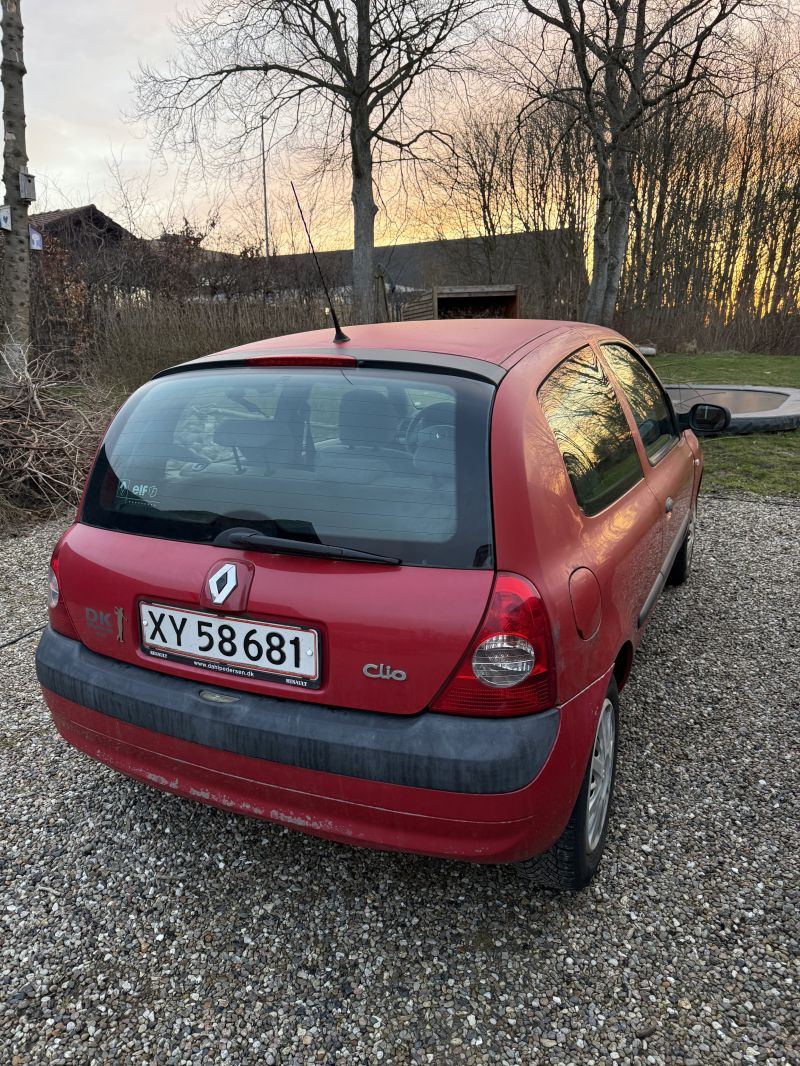 RENAULT, CLIO, 1,2 8V 60 HK Skrotbil skrotpræmie