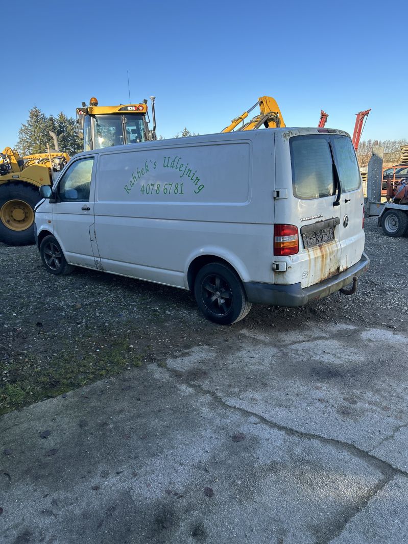 VOLKSWAGEN, TRANSPORT.KASSEVOGN, 2,5 TDI Skrotbil skrotpræmie