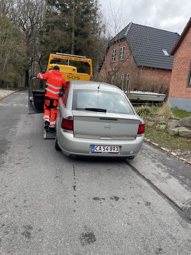 OPEL, VECTRA 5 DØRS, 2,2 DIRECT AUT. Skrotbil skrotpræmie