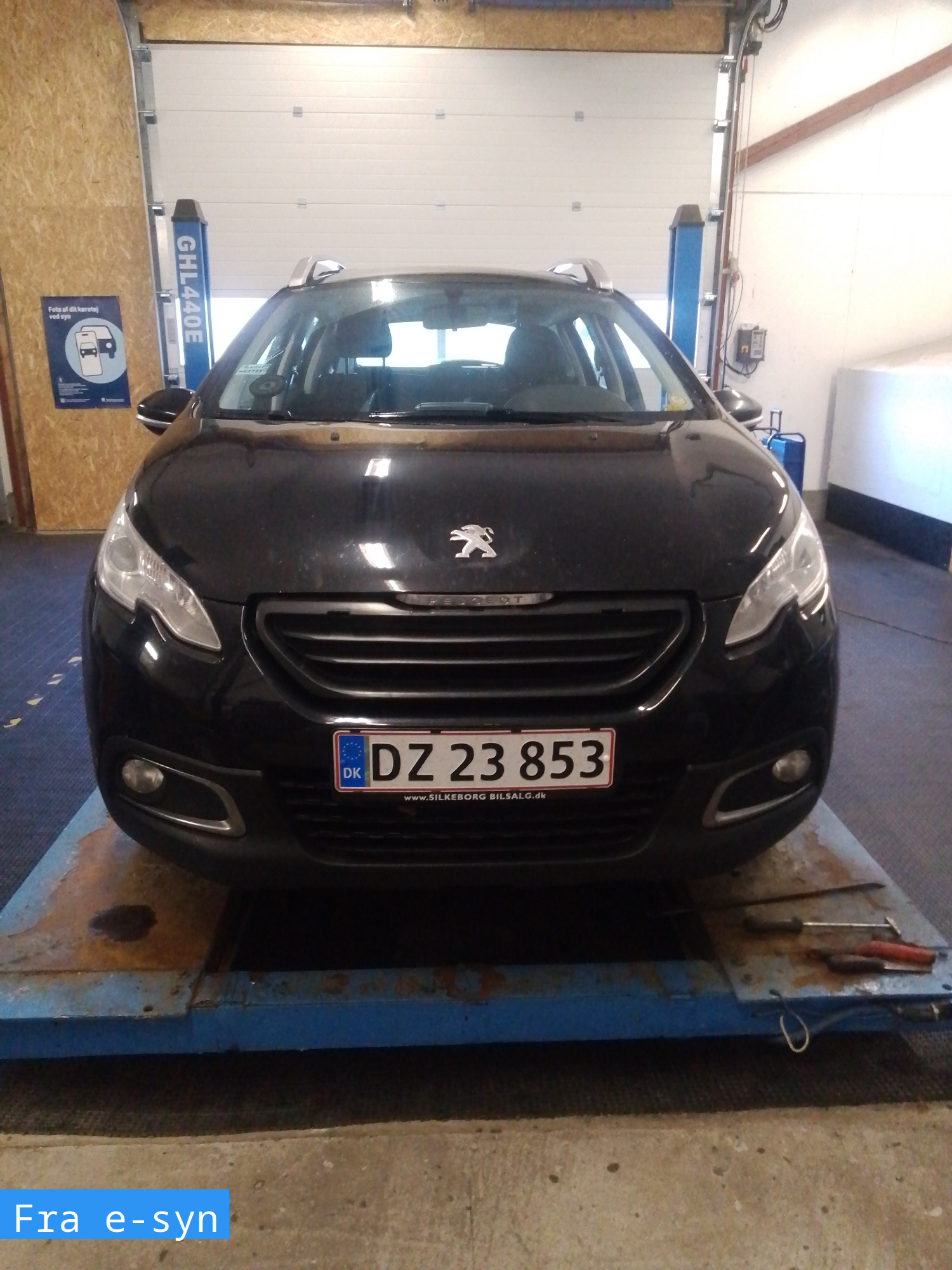 PEUGEOT, 2008, 1,2 VTi Crossover Skrotbil skrotpræmie
