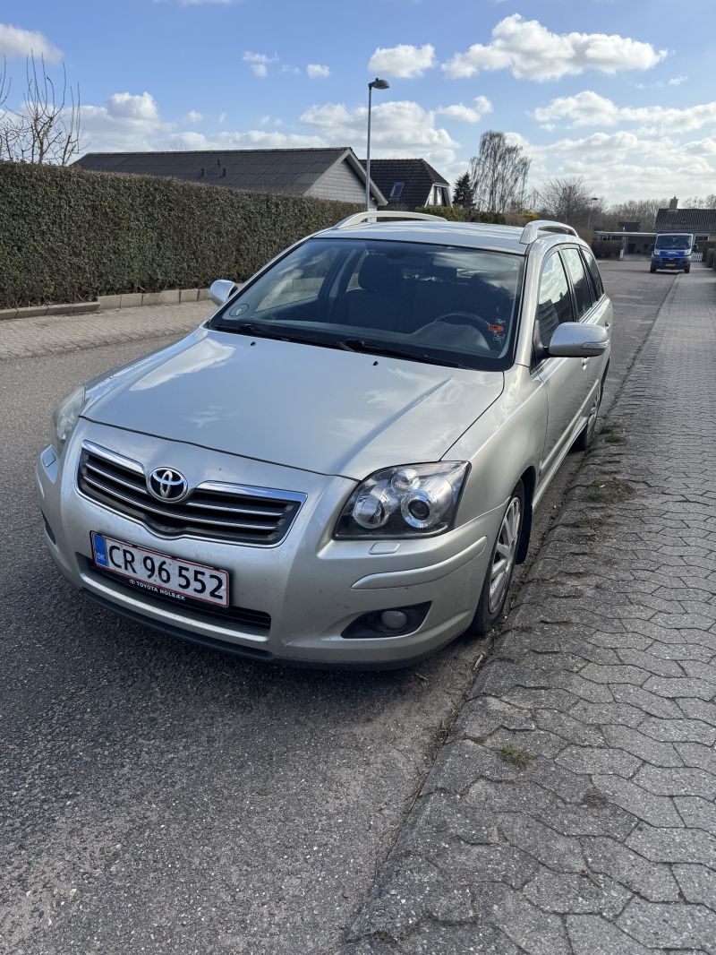 TOYOTA, AVENSIS, 2,0 STW D-4 Skrotbil skrotpræmie