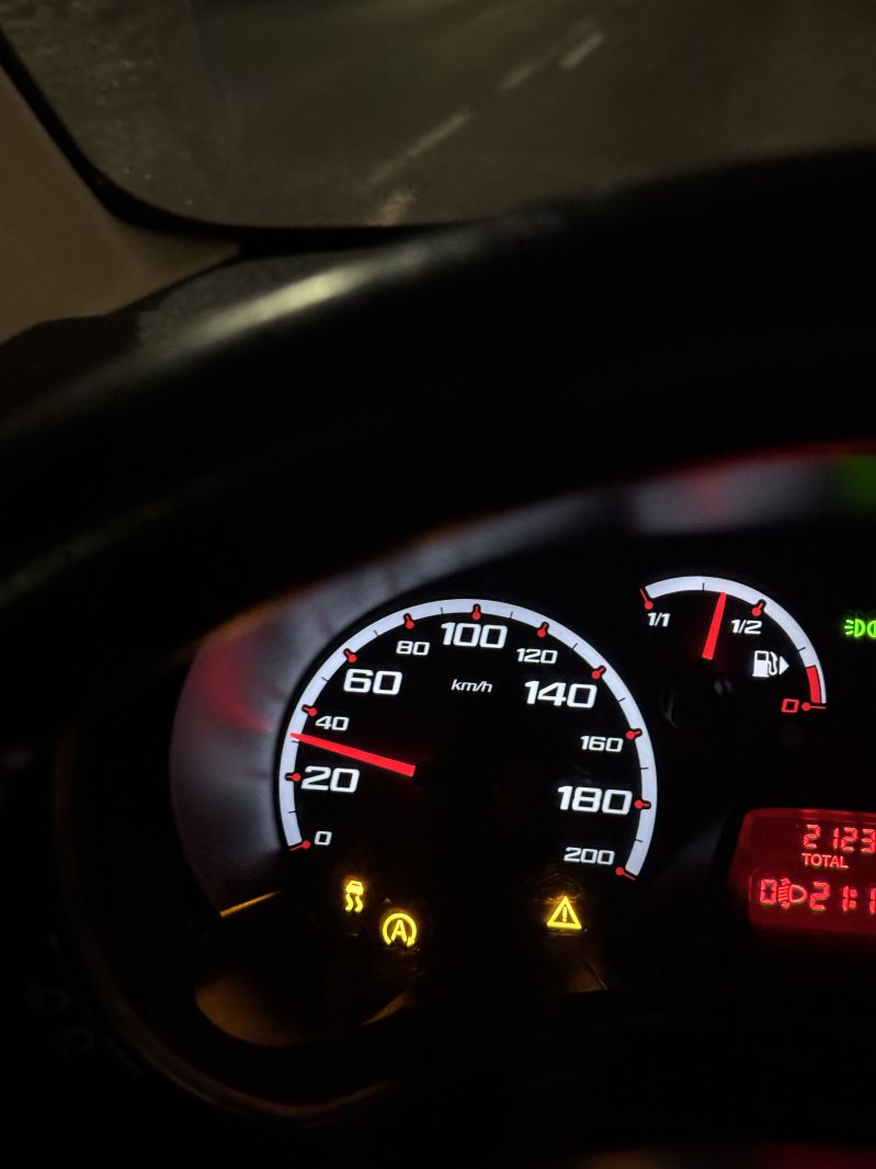 FORD, KA, 1.2 (69HK) Hatchback, 3 dørs Forhjulstræk Manuel Skrotbil skrotpræmie