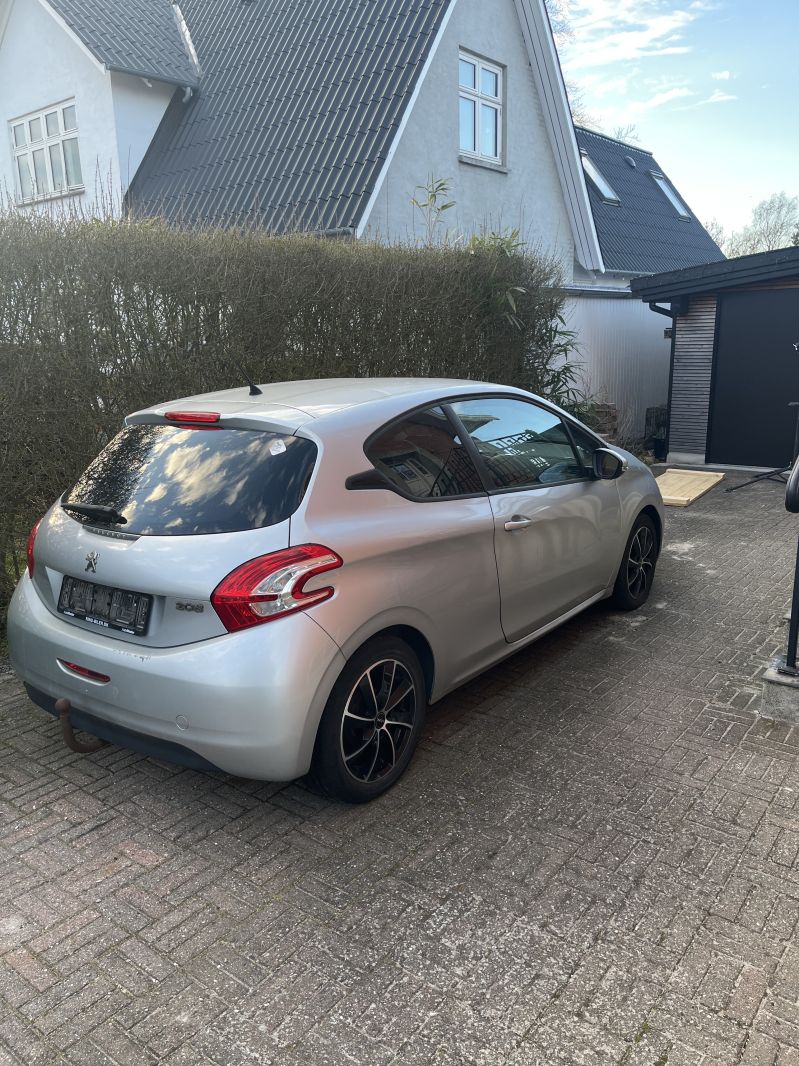 PEUGEOT, 208, 1,4 HDI 68 HK 3-D Skrotbil skrotpræmie