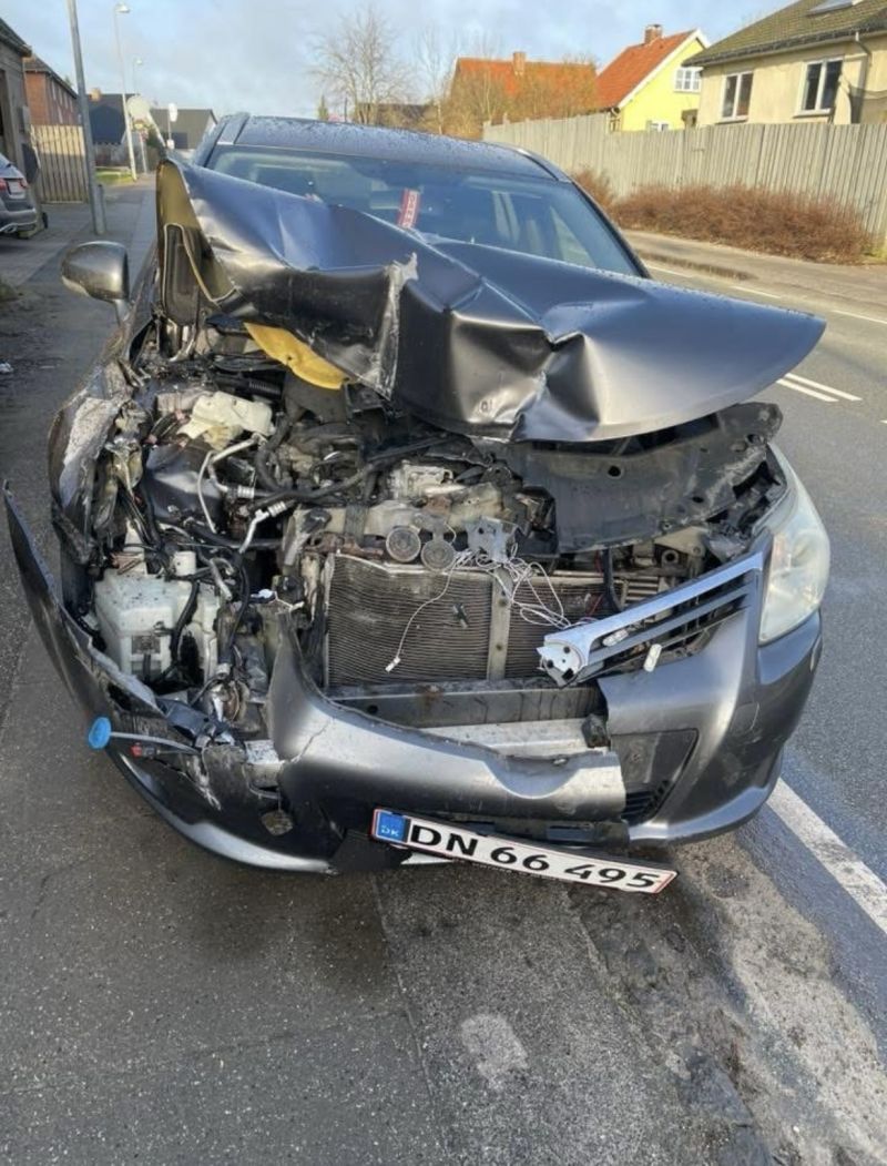 TOYOTA, AVENSIS STW, 2.0 STW D-4D.DPF.MAN Skrotbil skrotpræmie