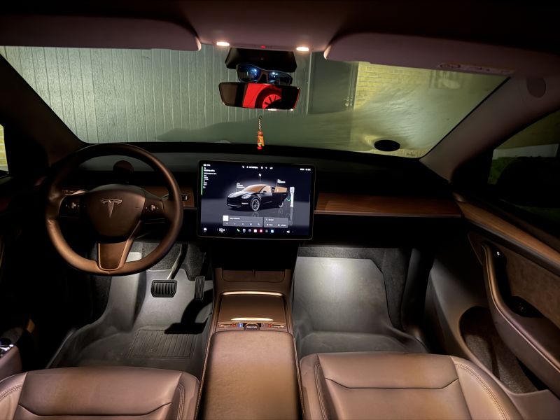 TESLA, Model Y, Long Range Dual Motor Skrotbil skrotpræmie