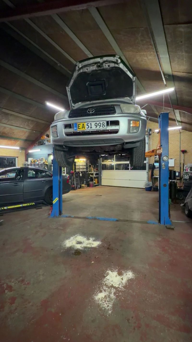 TOYOTA, RAV 4, 2,0 DIESEL 4 WD Skrotbil skrotpræmie