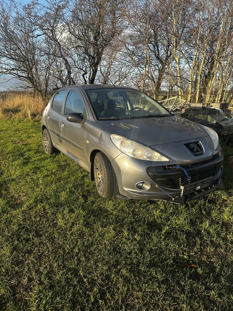 PEUGEOT, 206 +, 1,4 HDI 5D 68HK Skrotbil skrotpræmie