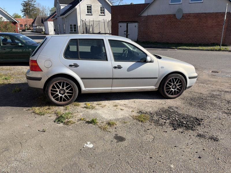VOLKSWAGEN, GOLF, 1,6 Skrotbil skrotpræmie
