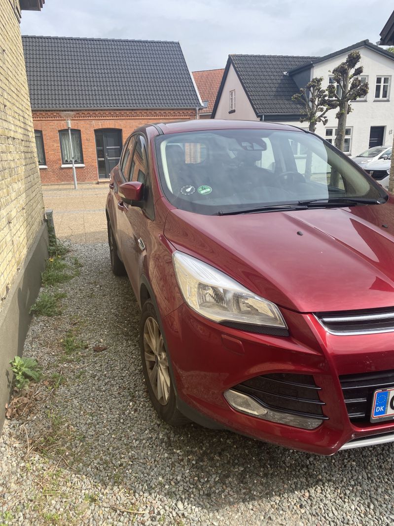 FORD, KUGA, 1.5 Ecoboost (150 HK) SUV FWD (forhjulstræk) Man Skrotbil skrotpræmie