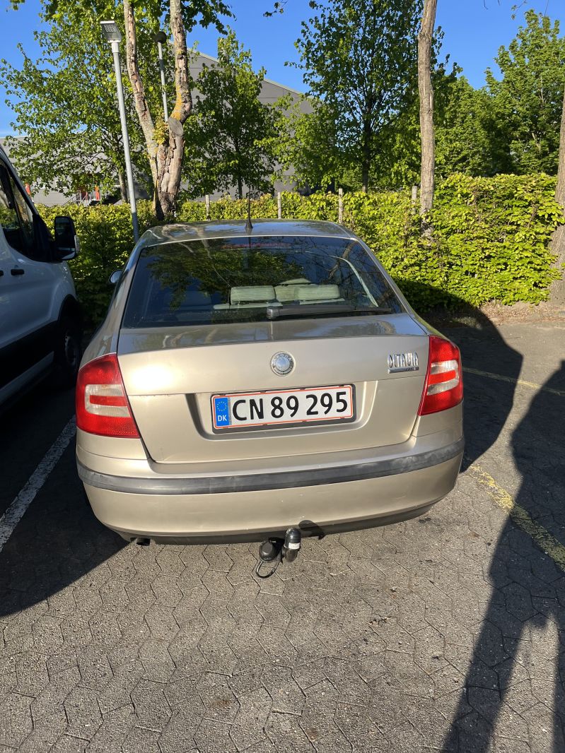 SKODA, OCTAVIA, 1,6 Skrotbil skrotpræmie