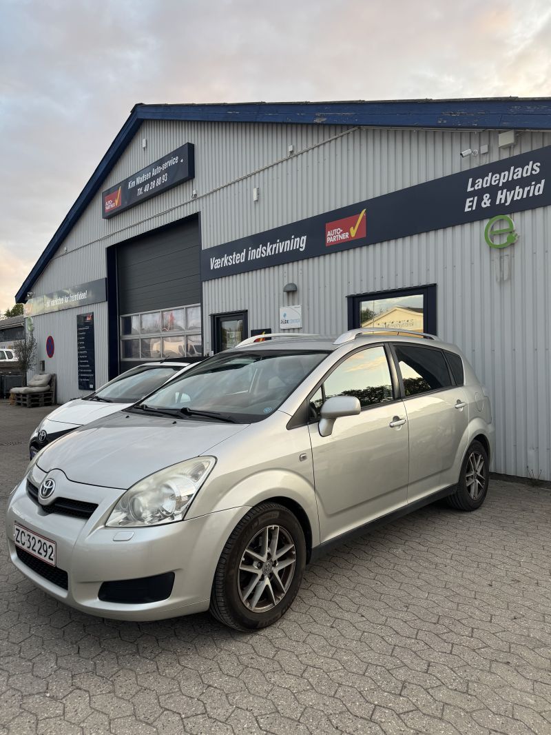 TOYOTA, COROLLA VERSO, 1,8 Skrotbil skrotpræmie