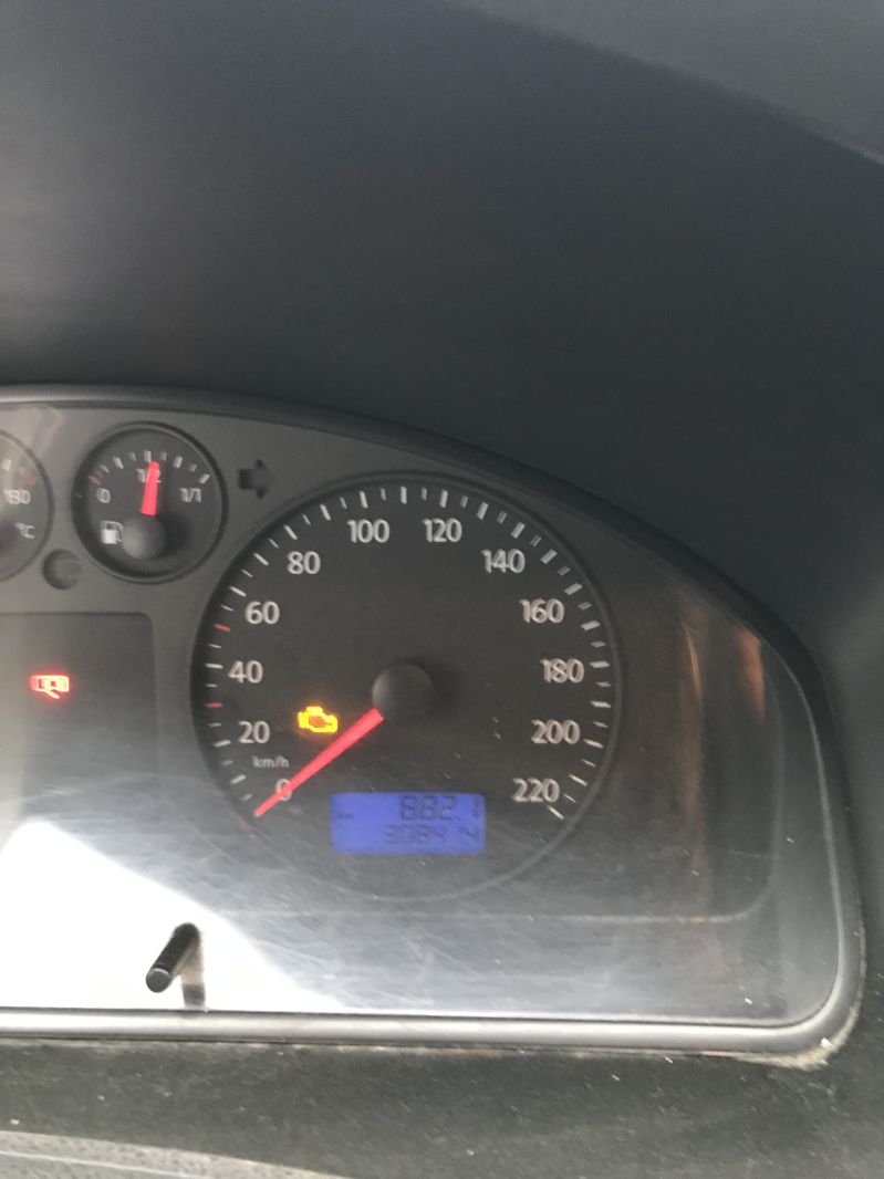 VOLKSWAGEN, TRANSPORT.KASSEVOGN, 2,5 TDI Skrotbil skrotpræmie