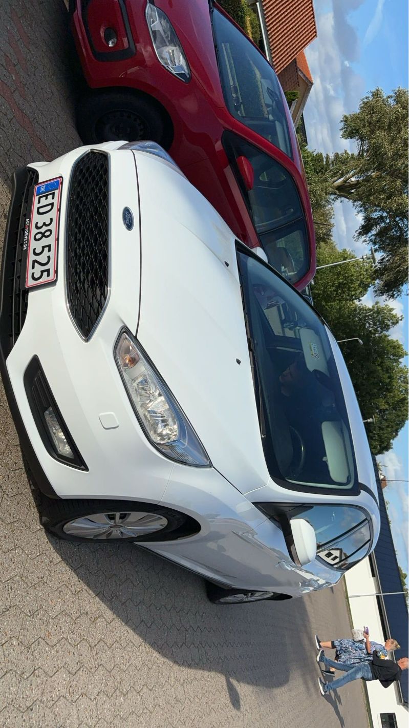 FORD, Focus, 1.5 TDCi (105 HK) Stationcar Forhjulstræk Man Skrotbil skrotpræmie