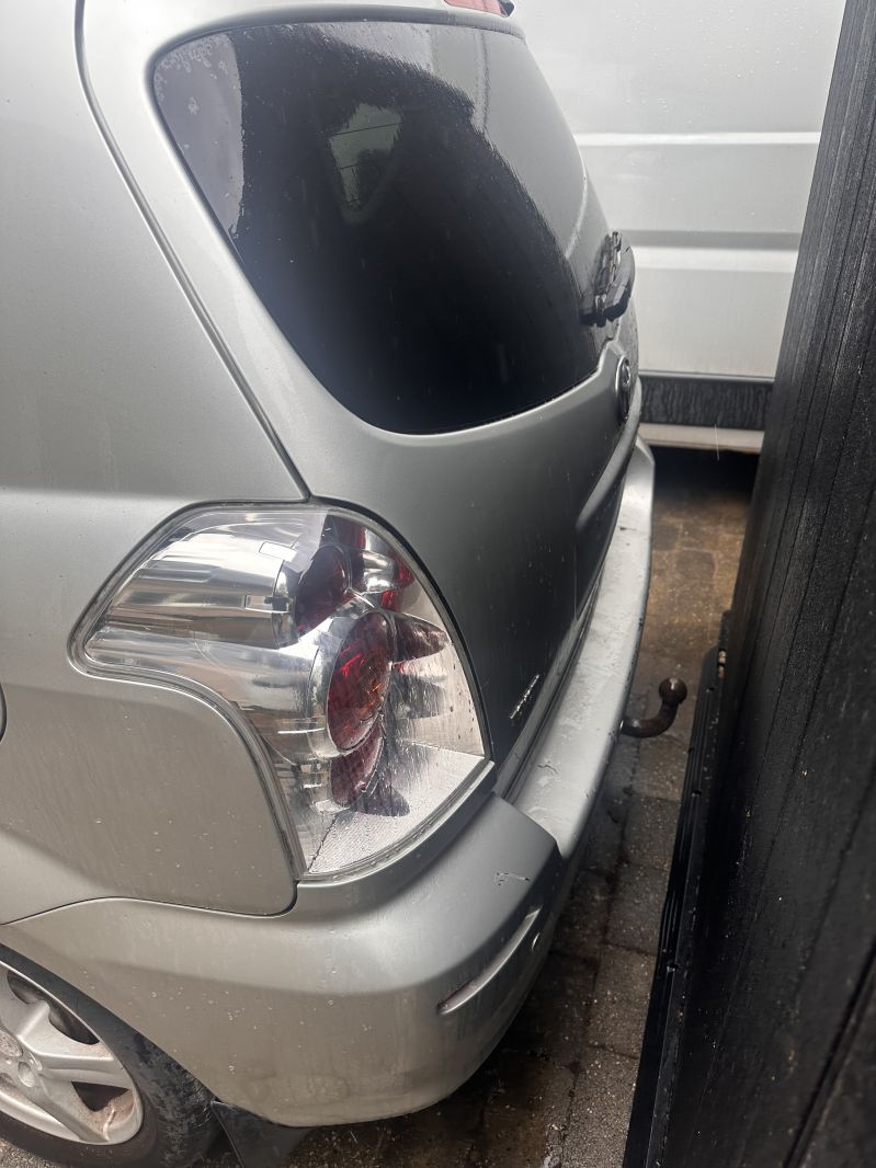 TOYOTA, COROLLA VERSO, 2,2 D-4D SPORTS VAN Skrotbil skrotpræmie