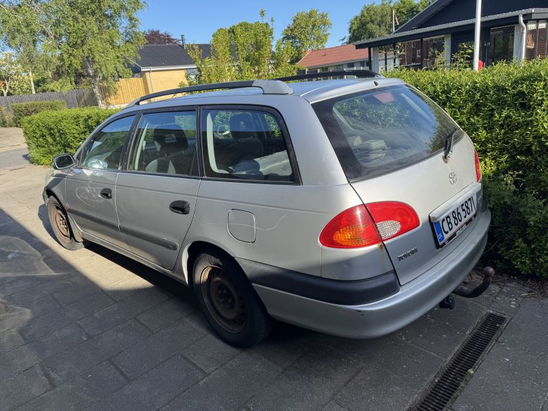 TOYOTA, AVENSIS, 1,6 STW Skrotbil skrotpræmie