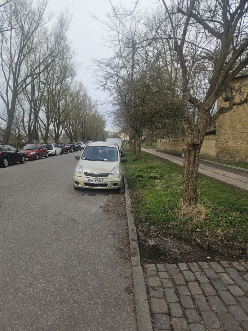 TOYOTA, YARIS, 1,3 VERSO Skrotbil skrotpræmie