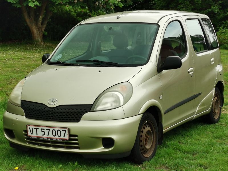 TOYOTA, YARIS, 1,3 VERSO Skrotbil skrotpræmie