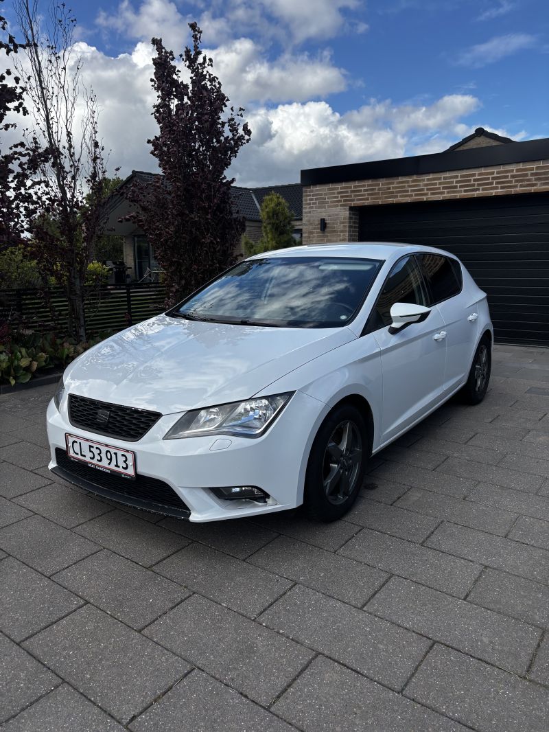 SEAT, LEON, 1.6 TDI 105 HK ECOMOTIVE 5-DØRS Skrotbil skrotpræmie