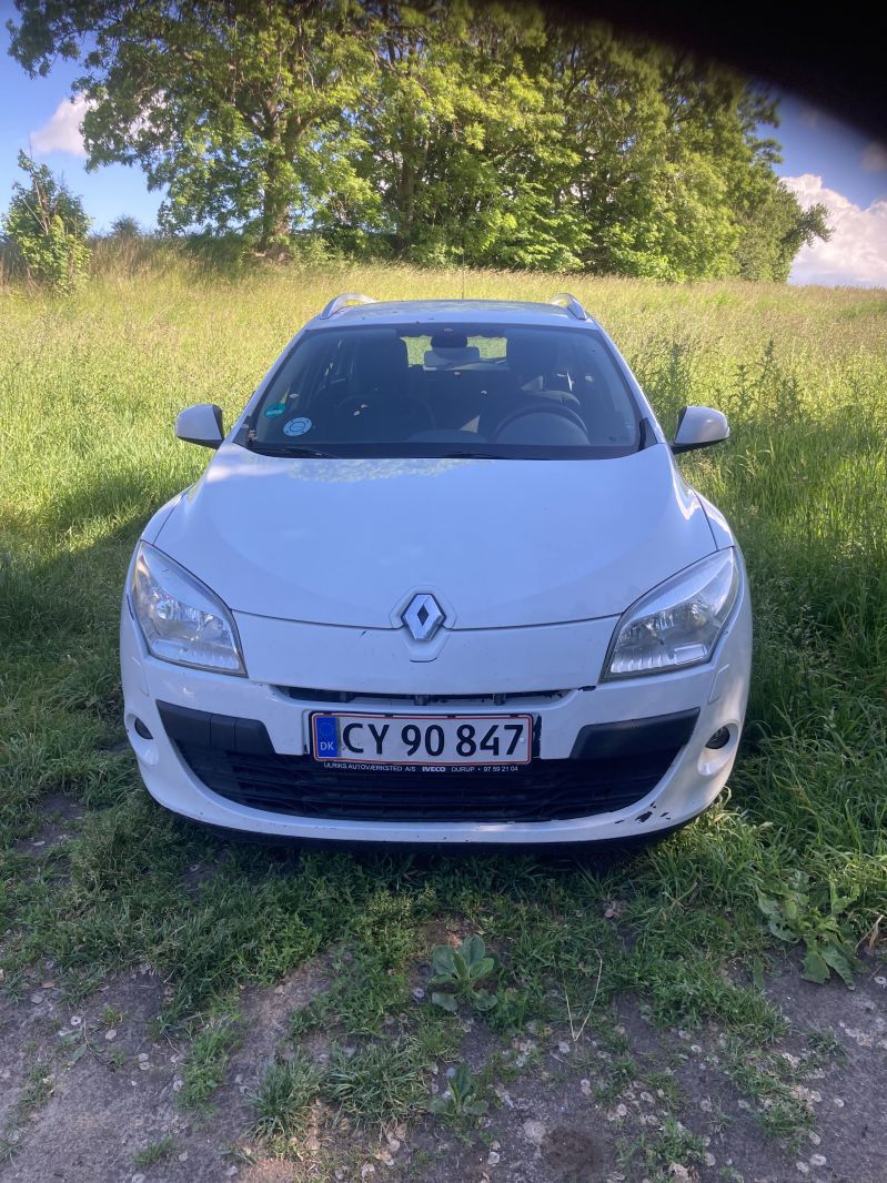 RENAULT, MEGANE SPORT TOURER, 1,5 DCI 110 FAP AUT Skrotbil skrotpræmie