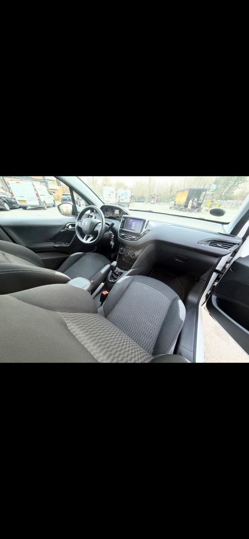 PEUGEOT, 208, 1.6 BlueHDI 100 hk 5D Skrotbil skrotpræmie