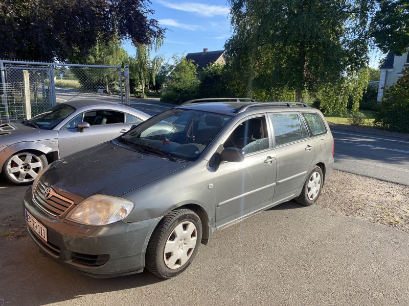 TOYOTA, COROLLA, 1,4D-4D STW Skrotbil skrotpræmie
