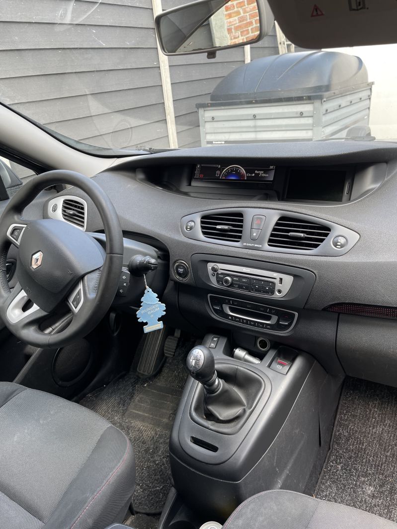 RENAULT, GRAND SCENIC, 1.6 dCi ESM 130 7p Skrotbil skrotpræmie